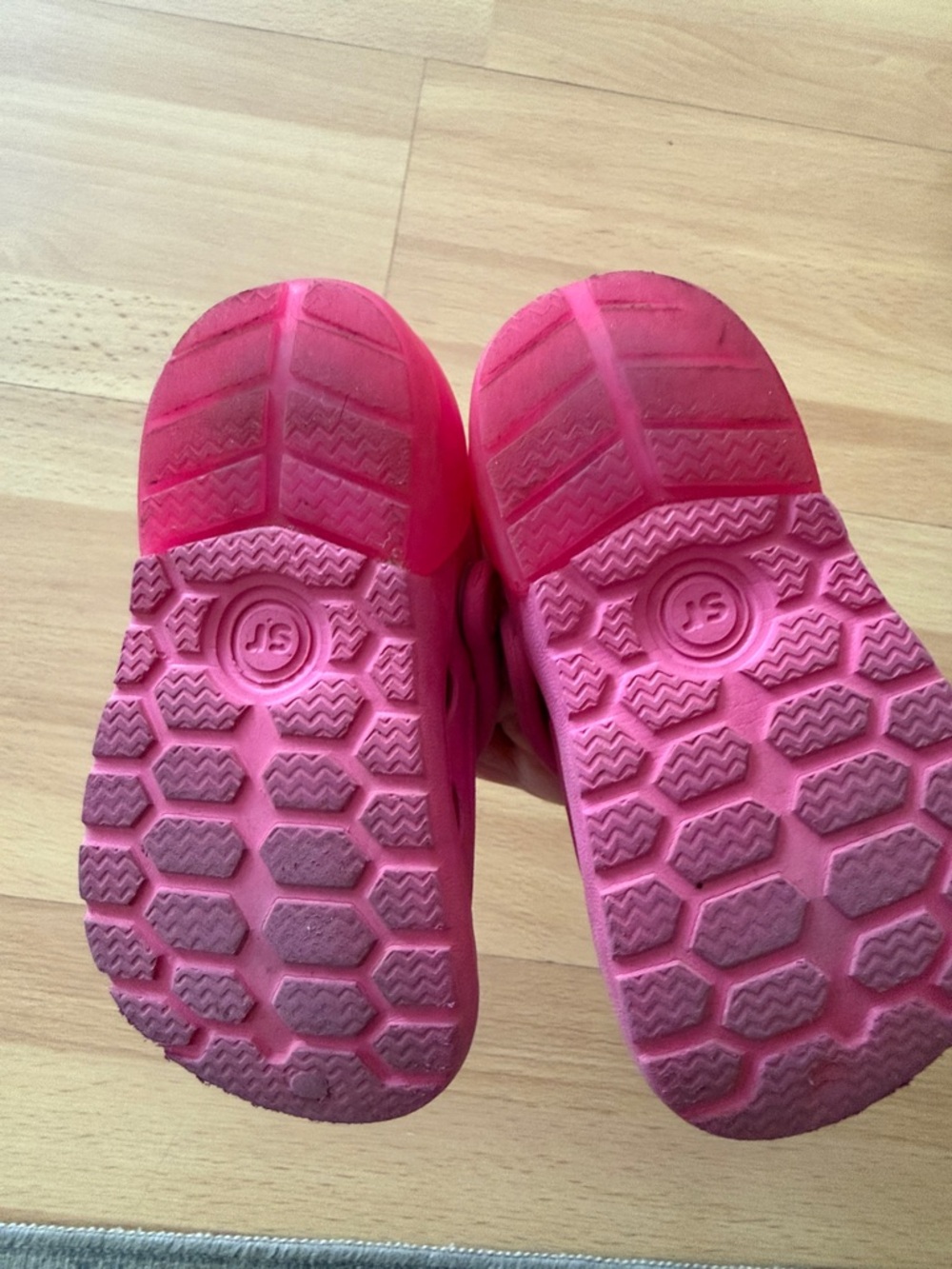 Stride Rite 360 Clogs 7 - Picture 5 of 6